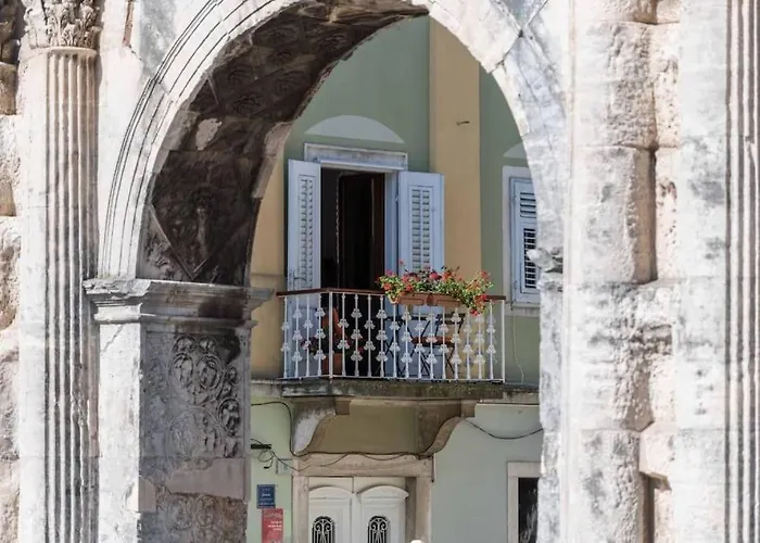 Portaaurea!romantic Balcony With A Wonderful View * Pula