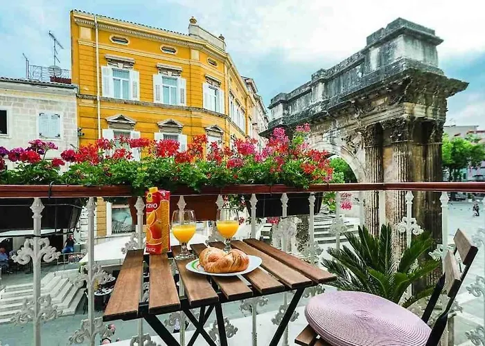 Portaaurea!romantic Balcony With A Wonderful View Apartment Pula